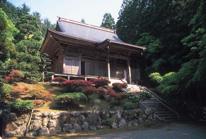 萬徳寺　日本庭園の奥深い美しさ